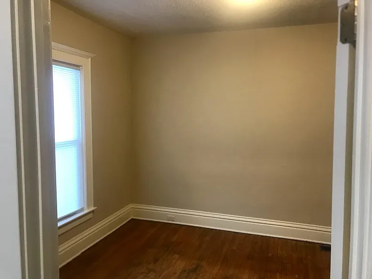 741 Jackson St NW — Photo 9