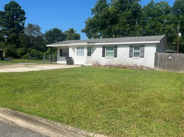 813 Sorrells Dr, Jacksonville, AR 72076
