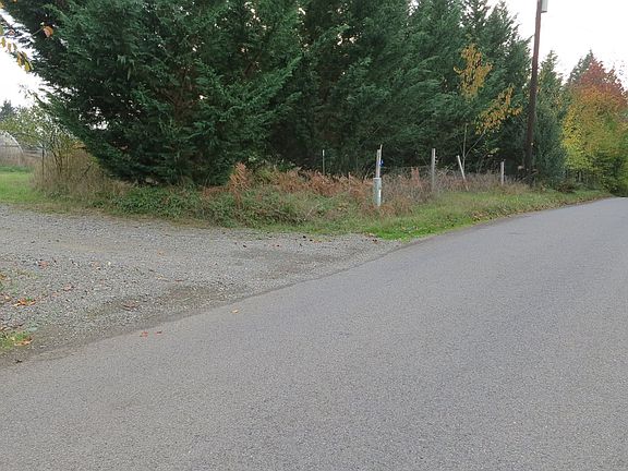 2nd image of 20123 NE 242nd (east Of) Ave