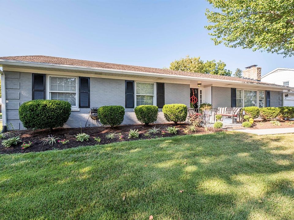 1st image of 270 Malabu Dr