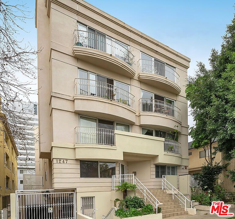 1st image of 1247 Barry Ave Unit 302