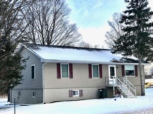 418 Felton Rd, Schuyler Falls, NY 12985