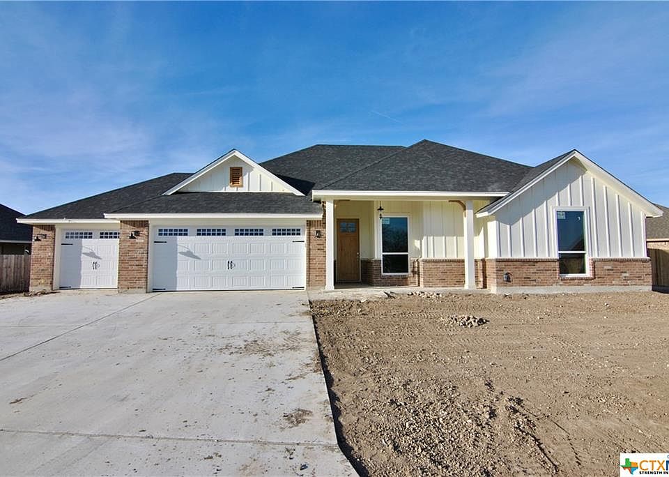 1st image of 3114 Crystal Ann Dr
