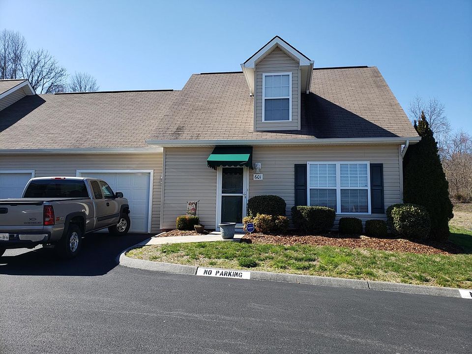 1st image of 601 Stratford Ct