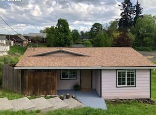 1071 Plymouth St, Saint Helens, OR 97051