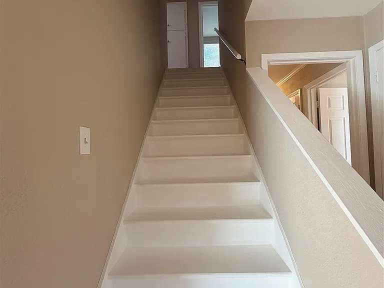 2513 Mulberry Ln — Photo 9