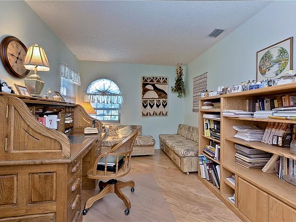 4th image of 6203 Crickethollow Dr