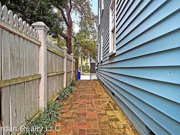 5th image of 182 Saint Philip St APT B