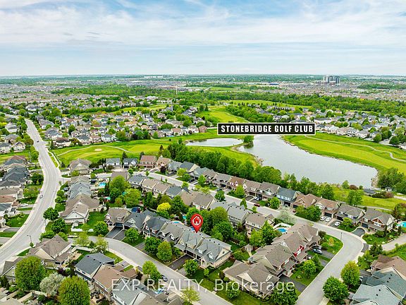 4th image of 36 Oakbriar Cres