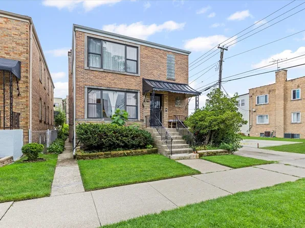 2745 W Berwyn Ave, Chicago, IL 60625