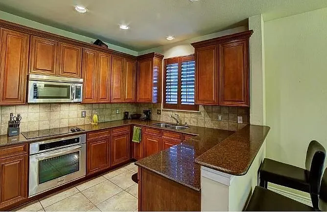 5899 Clearwater Ct — Photo 9