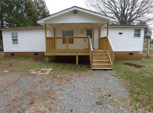 130 Coventry Ln, Mocksville, NC 27028