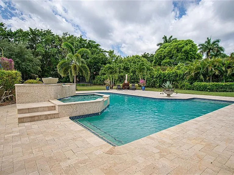 8208 Twin Lake Dr — Photo 50