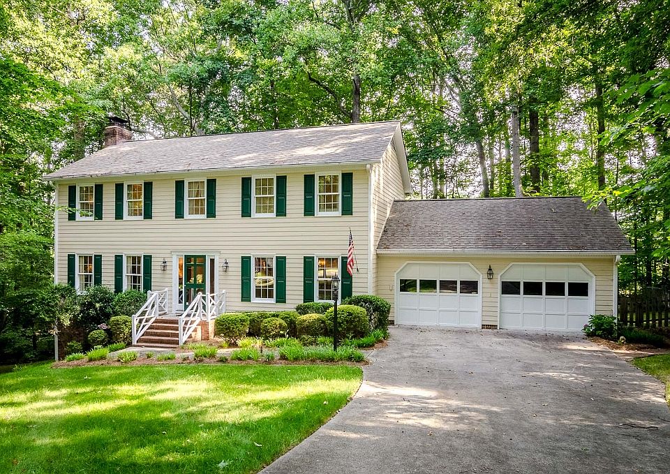 1st image of 404 Havershire Dr
