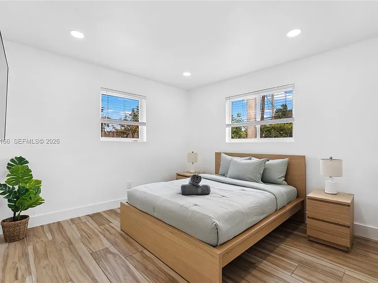 1480 NE 117th St — Photo 13