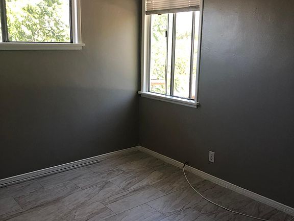 5th image of 10322 Laurel Canyon Blvd #3