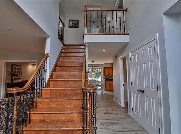 4th image of 3792 Tiffany Dr