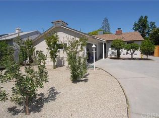 13833 Hamlin St, Valley Glen, CA 91401