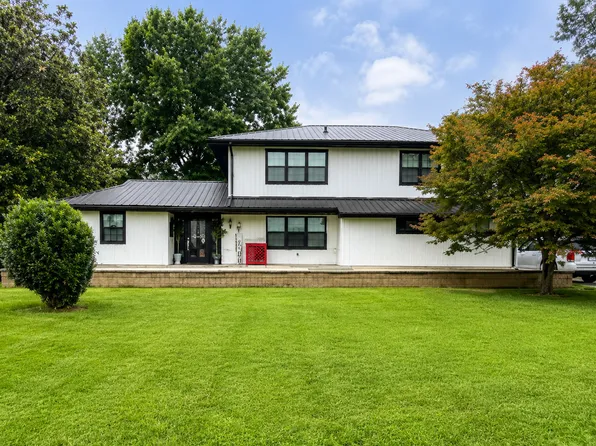 971 E College Ave, Stanton, KY 40380