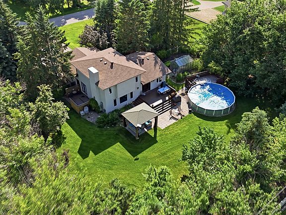 2nd image of 65 Meadow Road