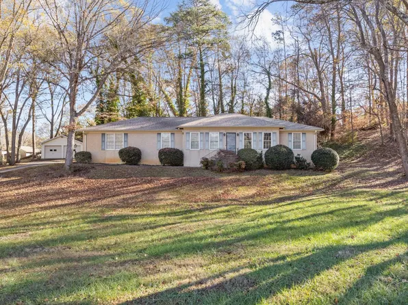 151 Brookhaven Dr, Moore, SC 29369