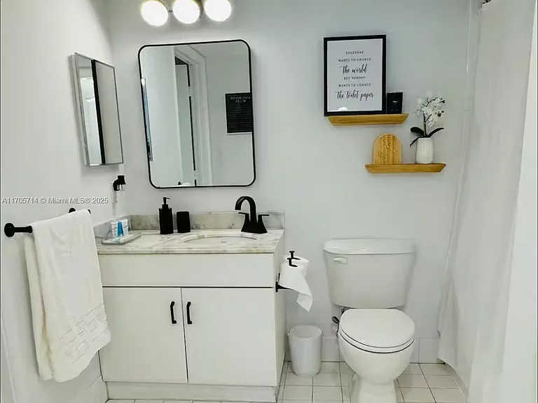 1200 Brickell Bay Dr #3220 — Photo 23