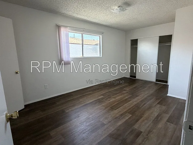 6920 Simpson Ave #6 — Photo 7