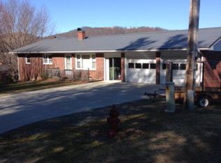 126 Sparta Hts, Sparta, NC 28675