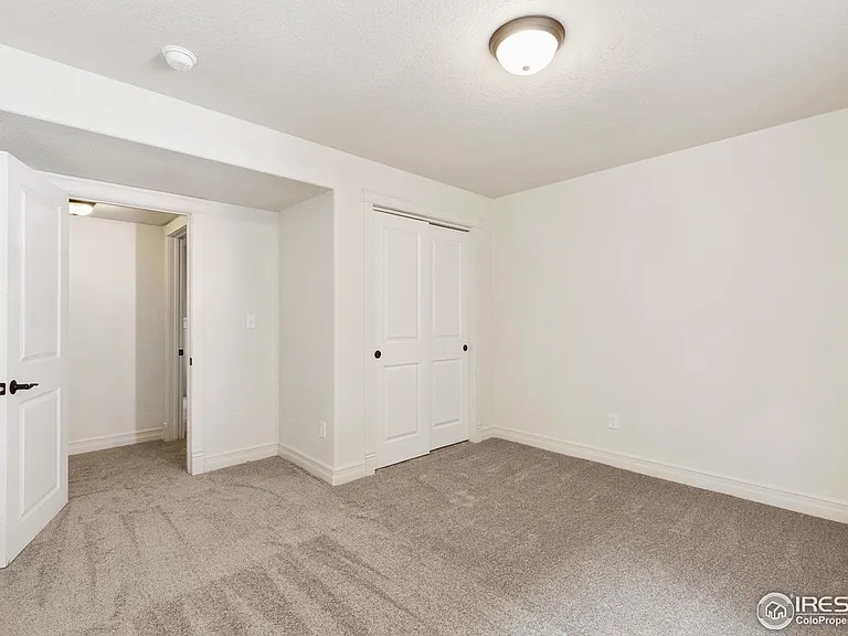 1005 Laporte Ave — Photo 8