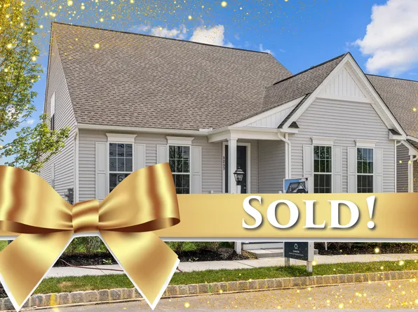 3237 Parade St, Mechanicsburg, PA 17055