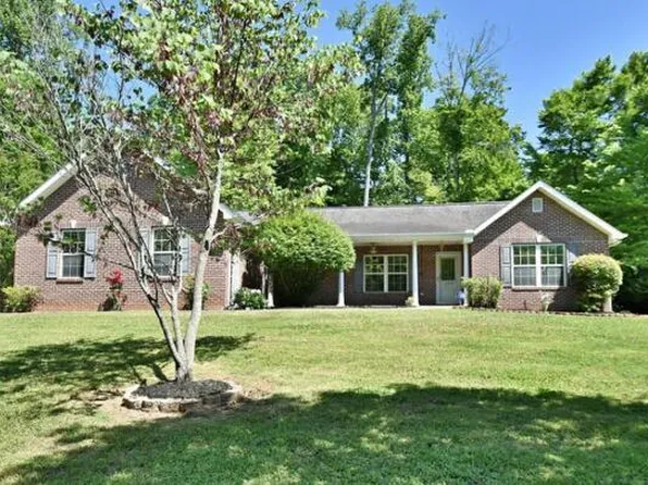 349 Fallen Oak Cir, Seymour, TN 37865