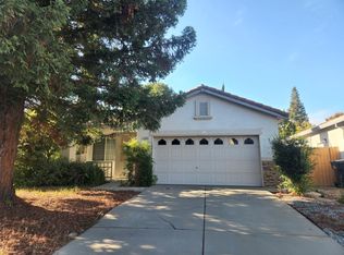 11383 Gold Station Dr, Gold River, CA