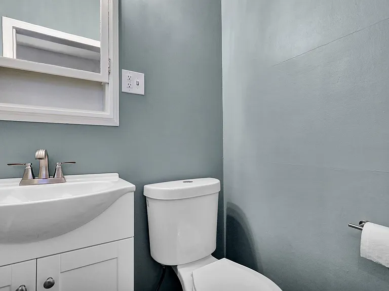 505 W Lenawee St — Photo 21