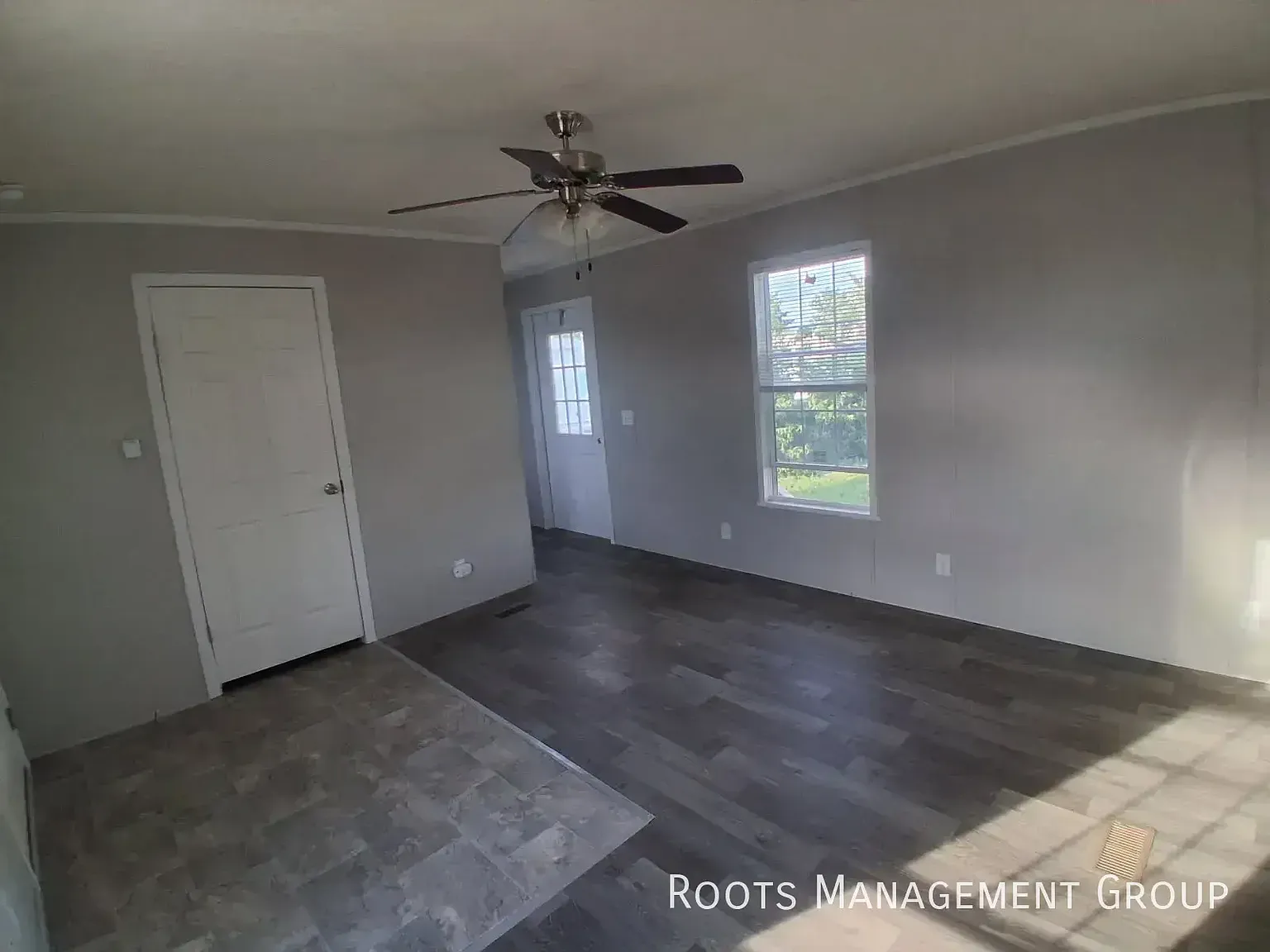 1 Bed 1 Bath Home Available for Lease at Alliance Vista MH and RV Park - Apply Now! — Photo 2