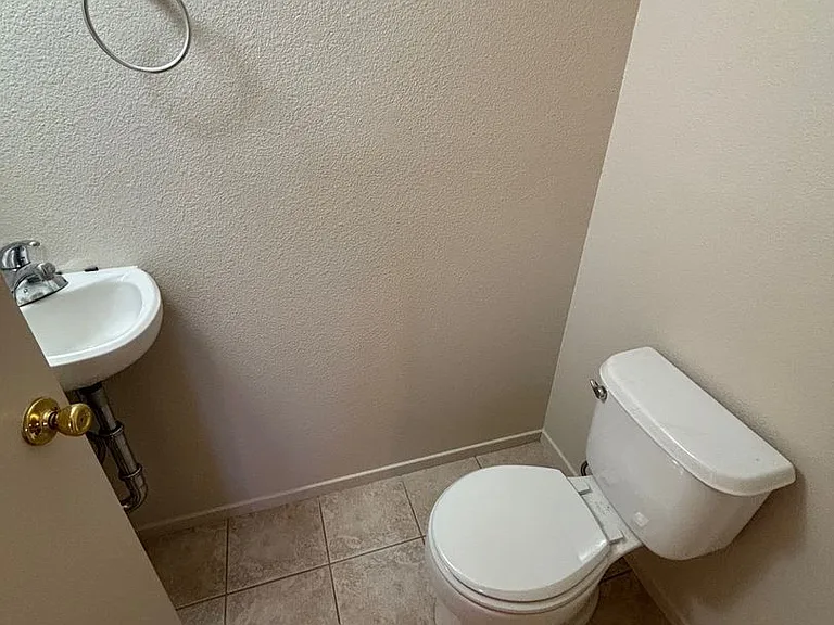 1732 Mount Olive Dr — Photo 6
