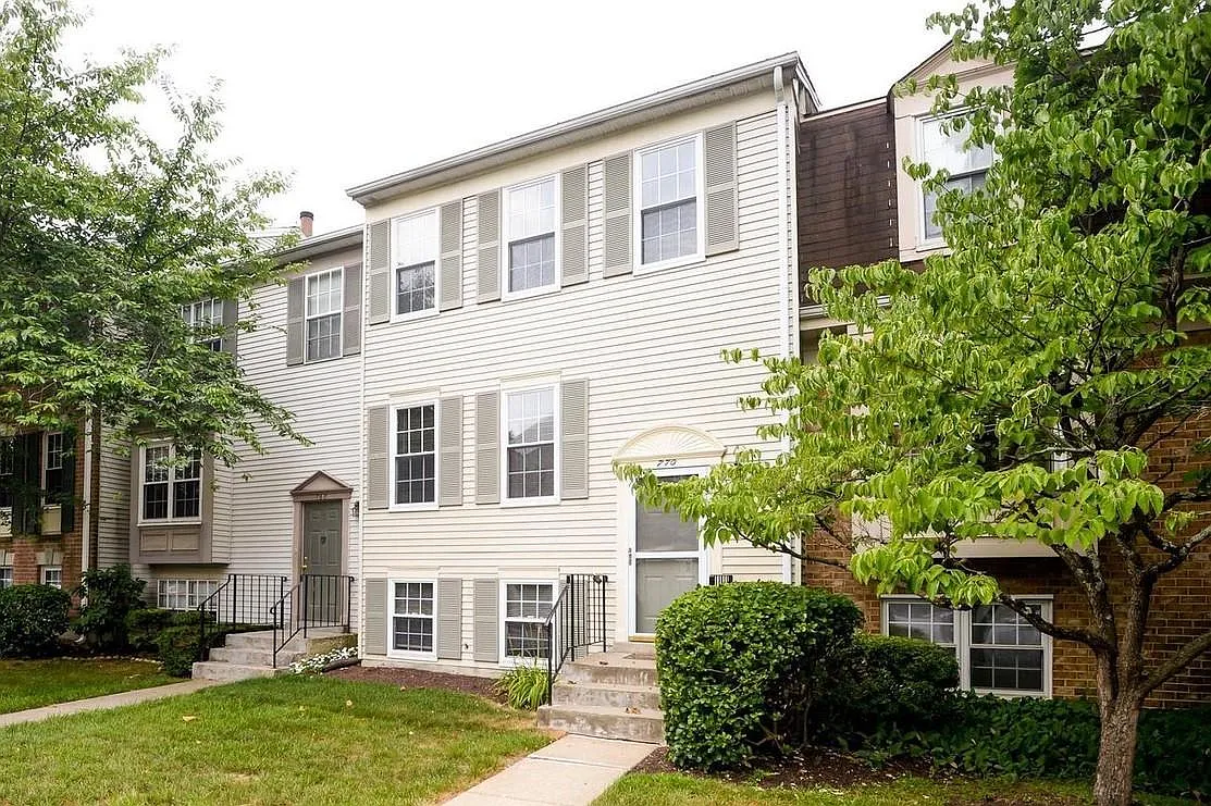 770 Ivy League Ln — Photo 1