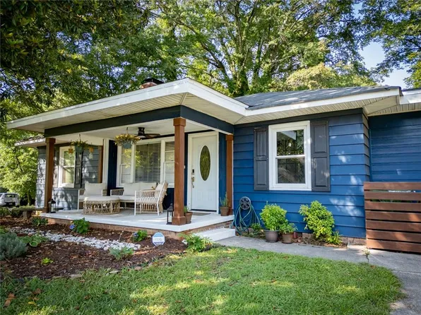 1037 S Madison Ave, Monroe, GA 30655