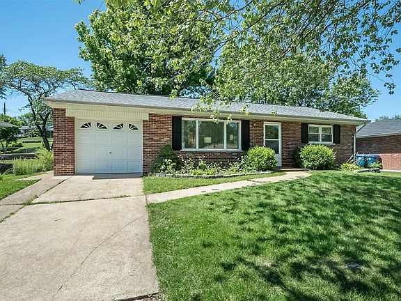 2nd image of 10917 Oasis Dr