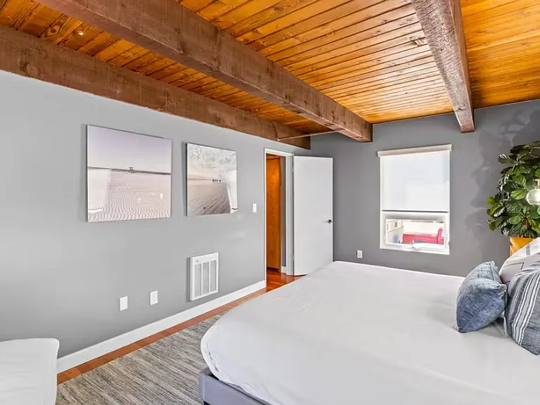 1521 Seal Way #C — Photo 17
