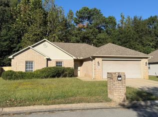 317 Autumn Dr, Benton, AR 72015