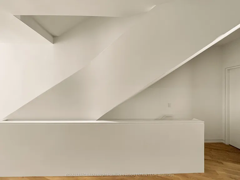 44 Foxley St — Photo 11