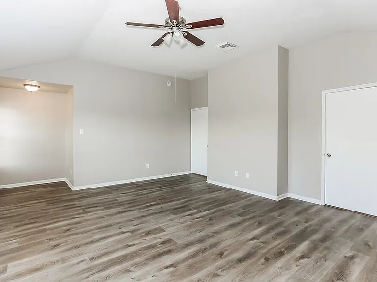 5415 Espuela Ln — Photo 12