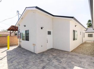 11937 1/2 Burton St, North Hollywood, CA 91605