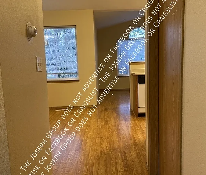 2110 Harris Ave — Photo 13