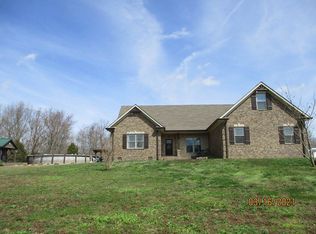 5852 Richardsville Rd, Bowling Green, KY 42101