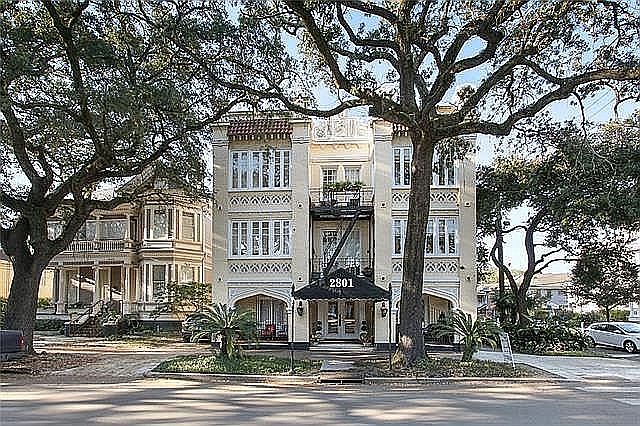 Condo Building - c.1905