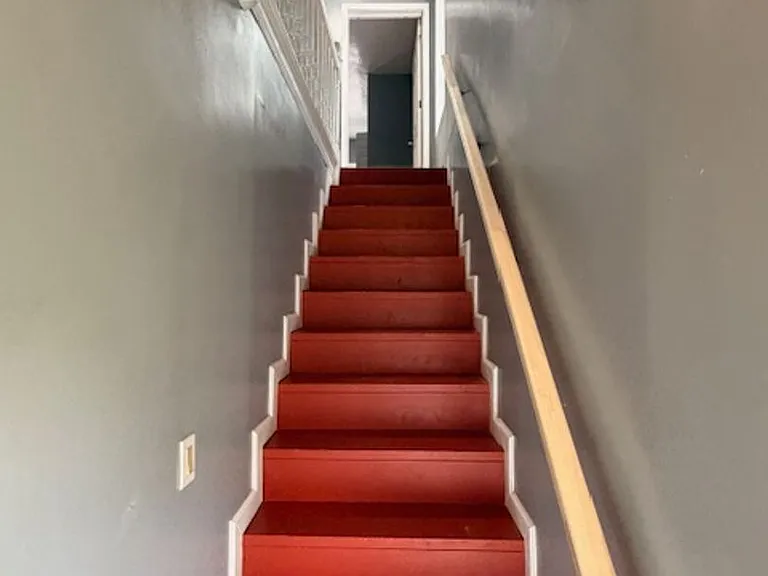 925 Xenia Ave — Photo 5