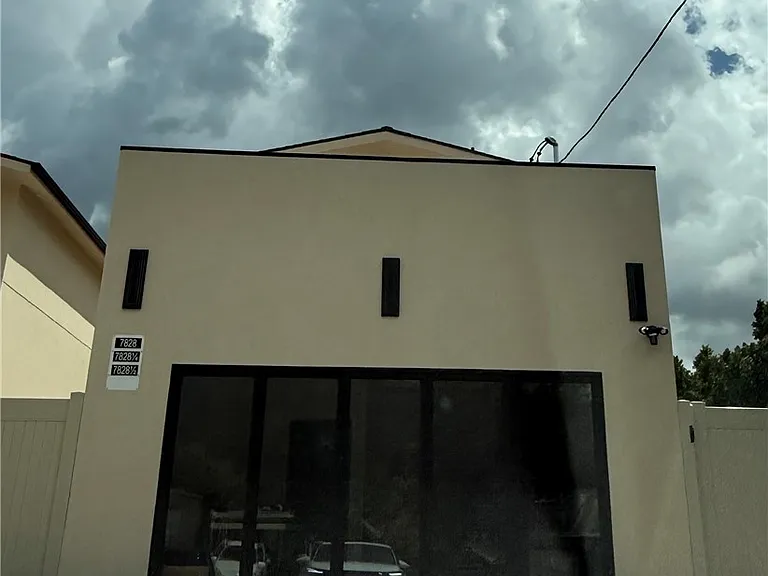 7828 Kyle St — Photo 1