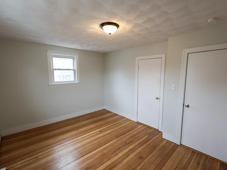 60 Essex St #2 — Photo 9