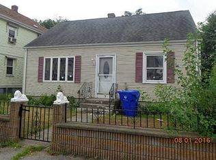 7 Pullen Ave, Pawtucket, RI 02861